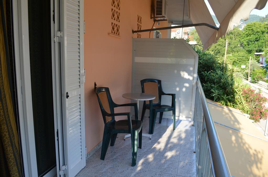 Hotel Loula Rooms And Apartments Камена-Вурла Экстерьер фото